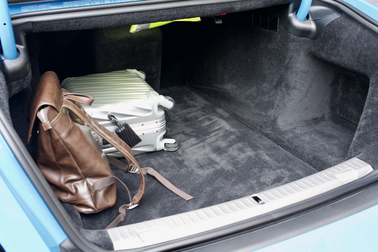 Rolls-Royce Black Badge Ghost