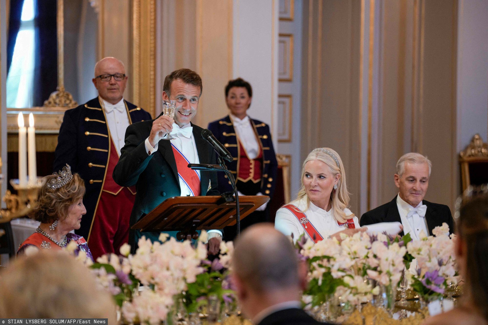 Mette-Marit wzięła udział w kolacji z francuską pierwszą parą