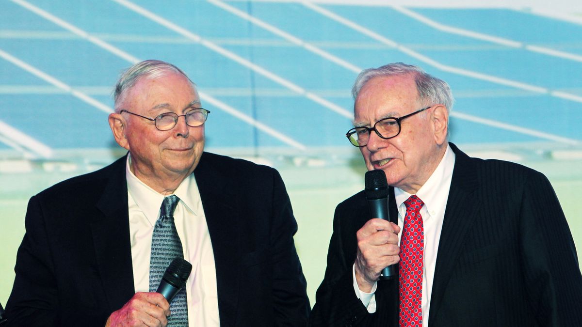 Warren Buffett i Charlie Munger poznali się ponad 60 lat temu i wspólnie zbudowali firmę przynoszącą miliardy dolarów zysku