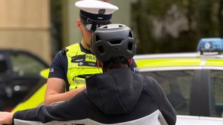 Policjanci z Chodzieży sprawdzali, jak poruszają się piesi, rowerzyści i osoby na hulajnogach