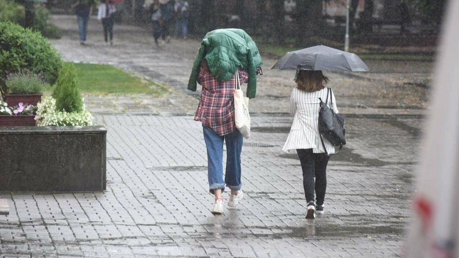 W najbliższych godzinach w naszym regionie mogą wystąpić intensywne opady deszczu.
