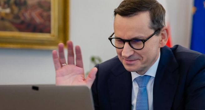 Poufna Rozmowa ujawniła kolejny mail. „Chcemy, aby relacje były w naszej narracji”