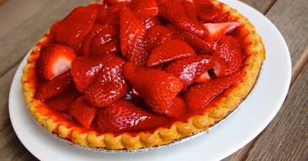 Pyszna tarta z truskawkami. Niezawodny przepis