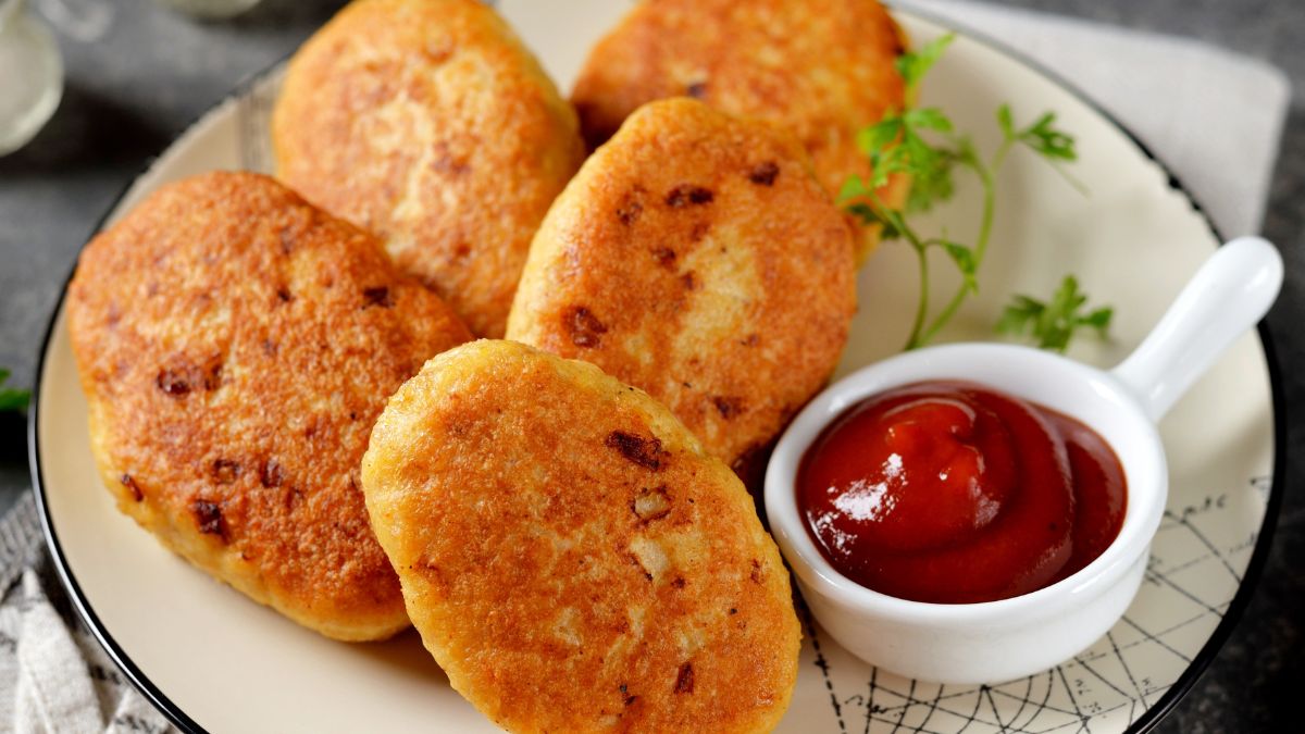 Kotlety ziemniaczane zaskoczą swoim wnętrzem