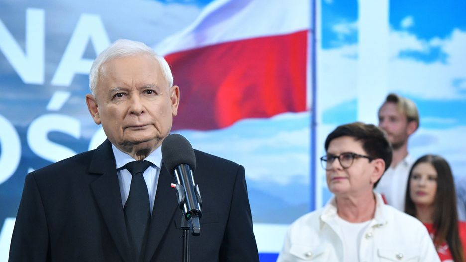 Jarosław Kaczyński może wystartować z innego miejsca niż w Warszawie - donosi jeden z portali