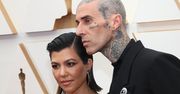 Travis Barker TRAFIŁ DO SZPITALA! Kourtney Kardashian i 16-letnia córka eskortowały go do karetki (FOTO)