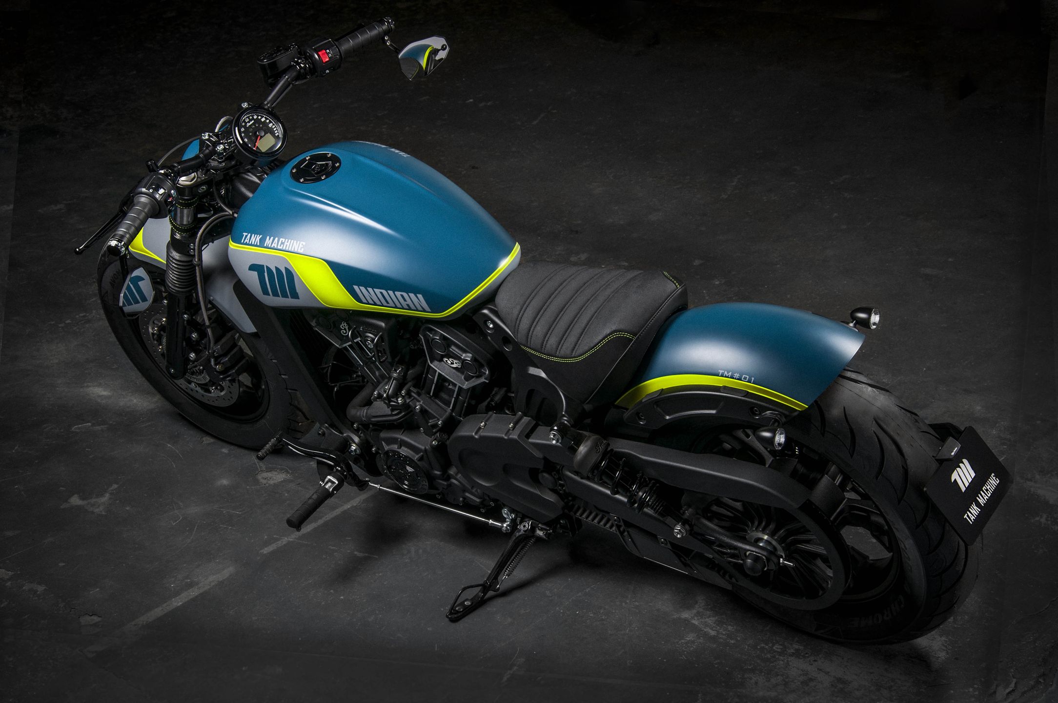 Indian Scout Bobber Sixty Neon