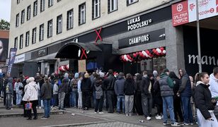 Tłumy w kolejce po kebaby Podolskiego. Byłam na otwarciu lokalu słynnego piłkarza