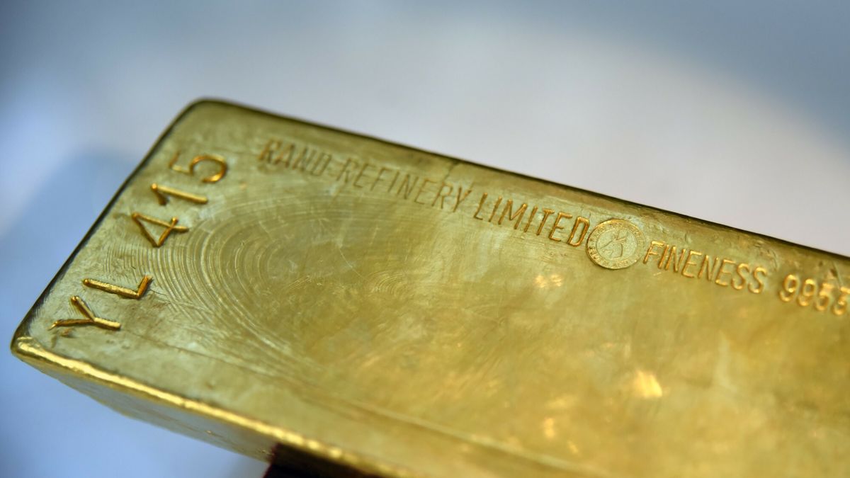 Media: nielegalnie wydobywane złoto szerokim strumieniem płynie 