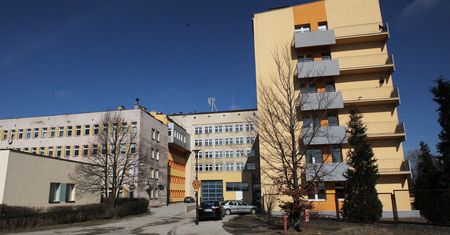 Włoszczowa. 26-latek zmarł po oczekiwaniu w szpitalu. Jest śledztwo