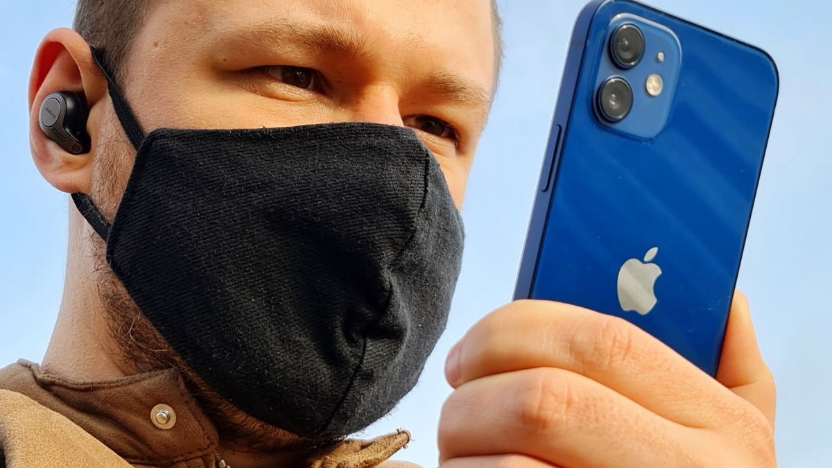 Dobry iPhone w "dobrej" cenie. iPhone 12: test 1