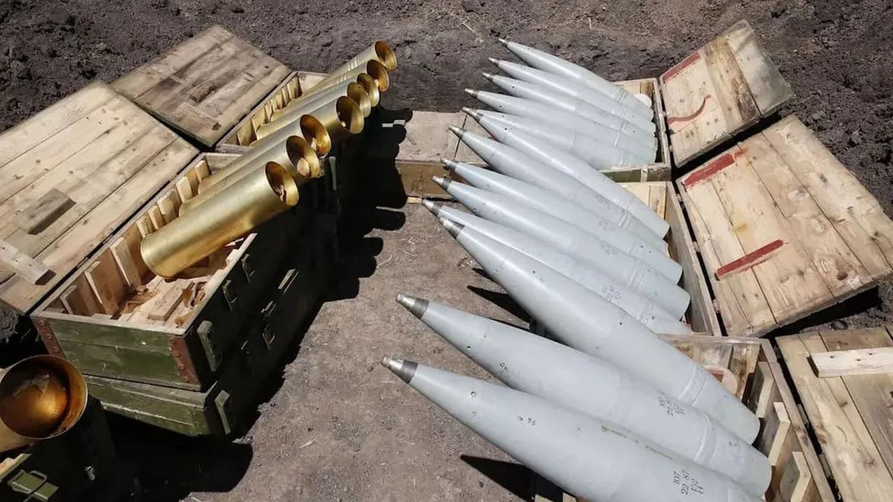 Artillery shells, illustrative photo