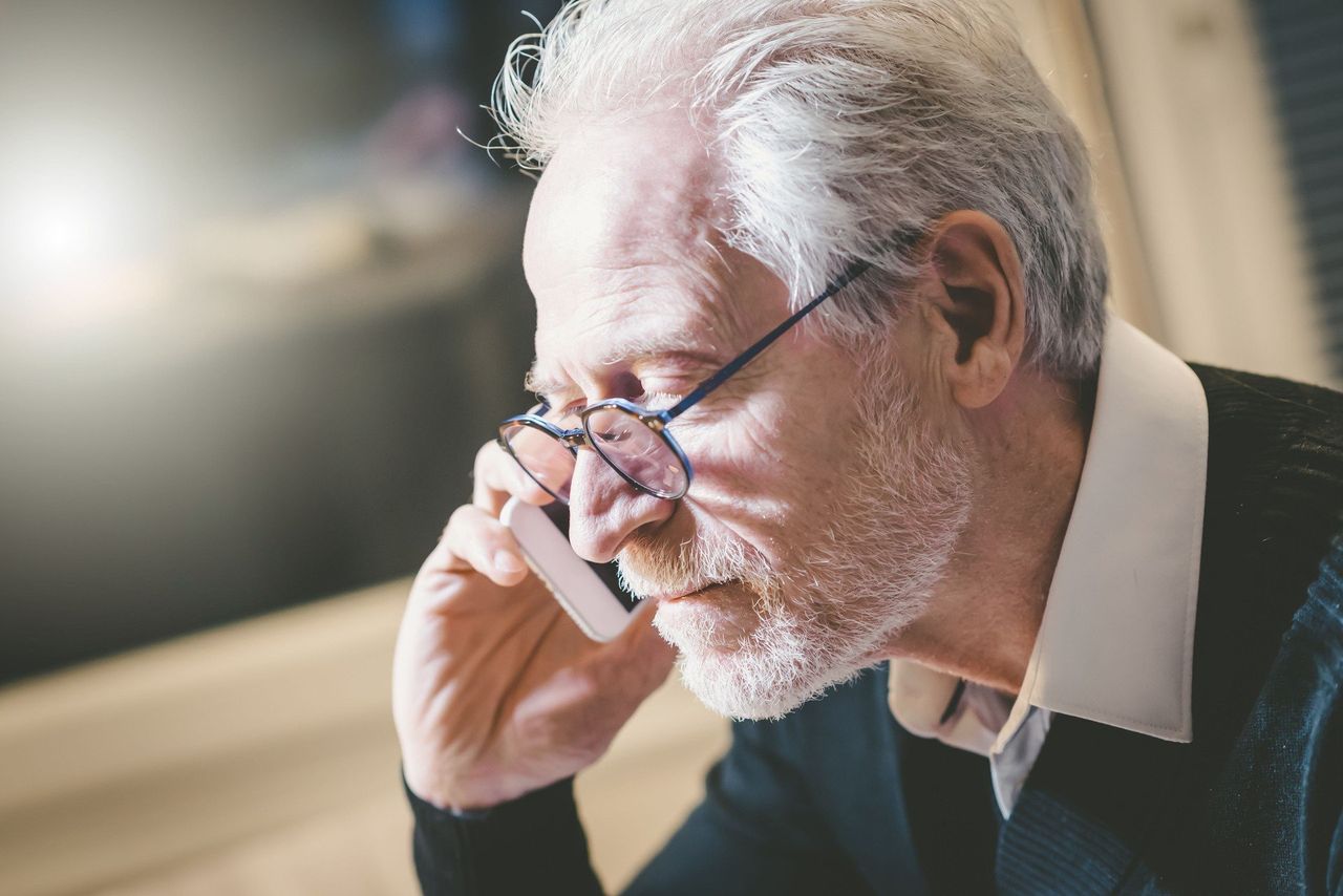 Stały zasiłek dla bezrobotnych po 50. roku życia 2026? Ile wynosi netto i brutto? Jak długo on przysługuje? Kwoty i terminy