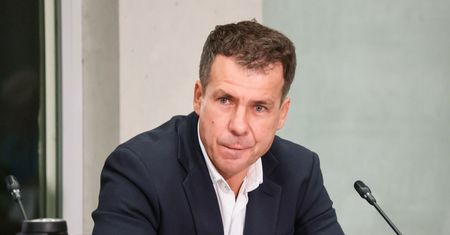Tak sobie radzi fundacja byłego szefa CBA. Za PiS zarabiał miliony zł w PZU