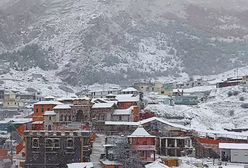 Lawina w Indiach. Kilkadziesiąt osób znalazło się pod zwałami śniegu