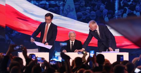Jaka przyszłość Zjednoczonej Prawicy? Polacy o tym, czy Kaczyński utrzyma jedność w obozie władzy