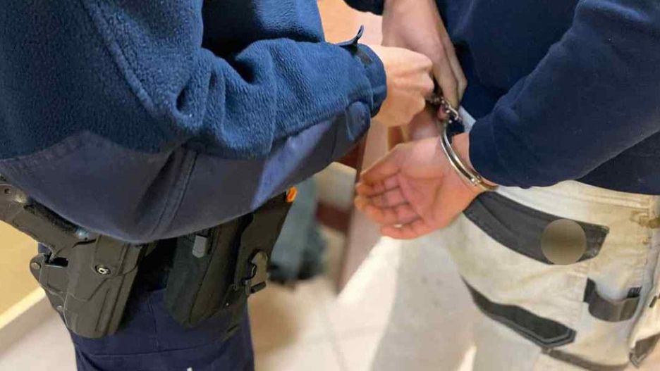 Zgodnie z kodeksem karnym za złamanie sądowego zakazu grozi kara do 5 lat pozbawienia wolności (fot. KPP Kolno)