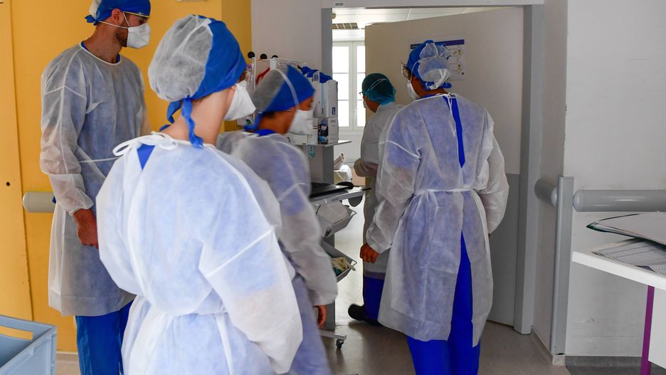 Koronawirus. Francja walczy z epidemią. Doniesienia ze szpitali