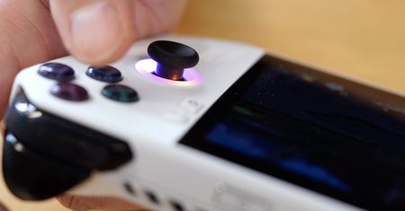 Asus Rog Ally X - nowy handheld oficjalnie. Wiemy o nim całkiem sporo