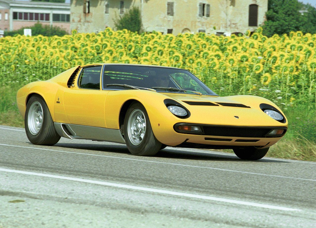 Lamborghini Miura SV