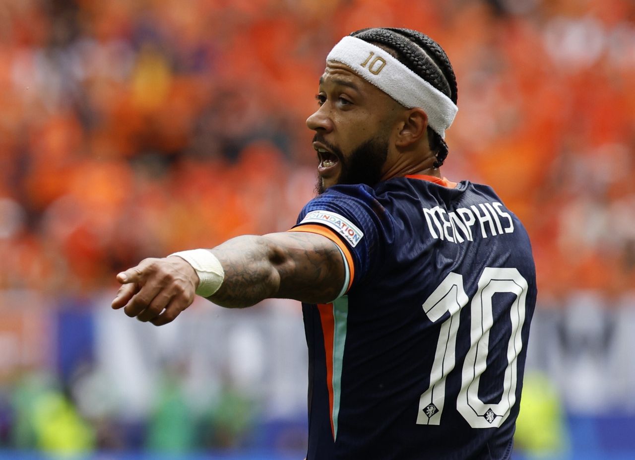 Memphis Depay's headband sparks social media frenzy at Euro 2024