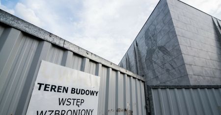 Miało być szybko wybudowane muzeum. Jest opóźnienie na inwestycji kierowanej przez o. Rydzyka