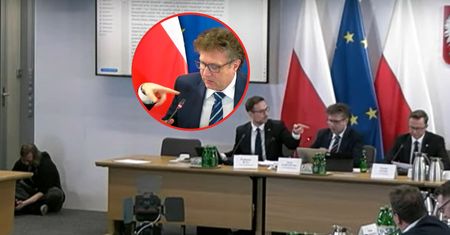 Karnowski ostro zareagował. "Niech pan mi nie macha łapami"