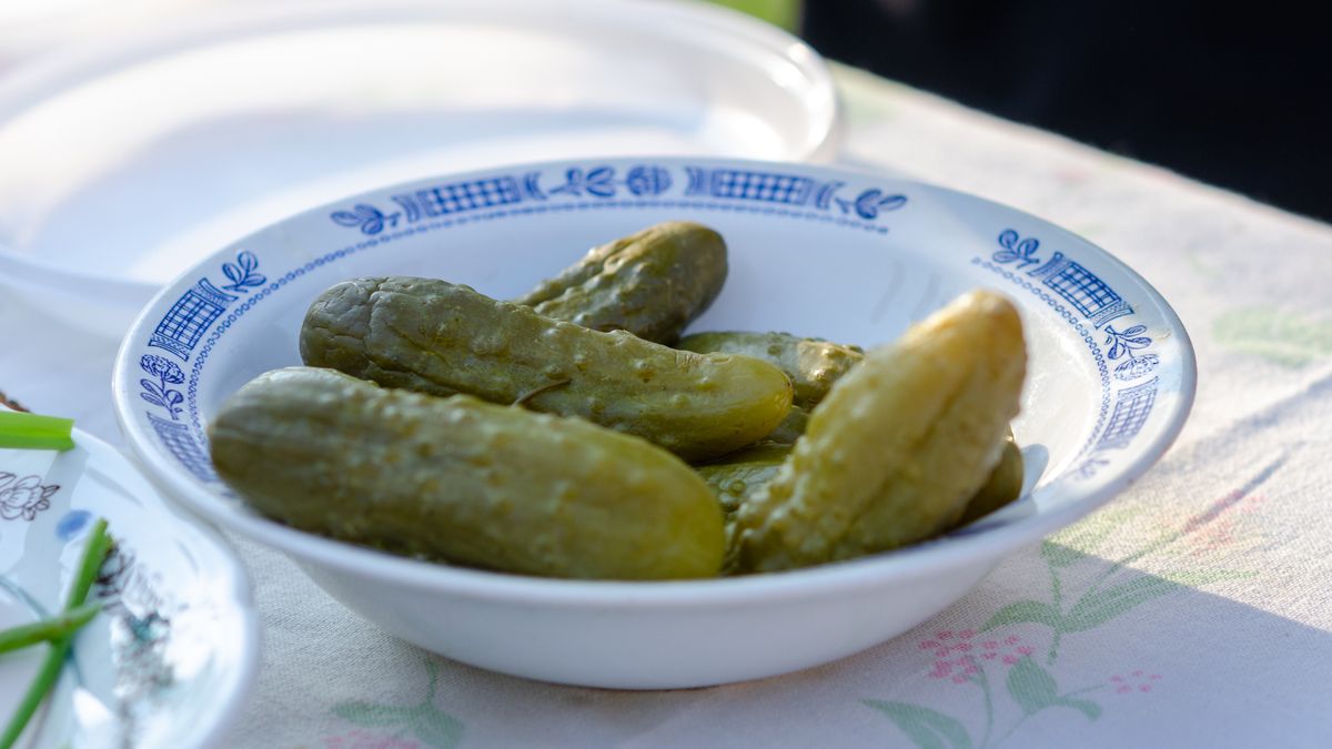 Dlaczego kiszone ogórki sa puste w środku?