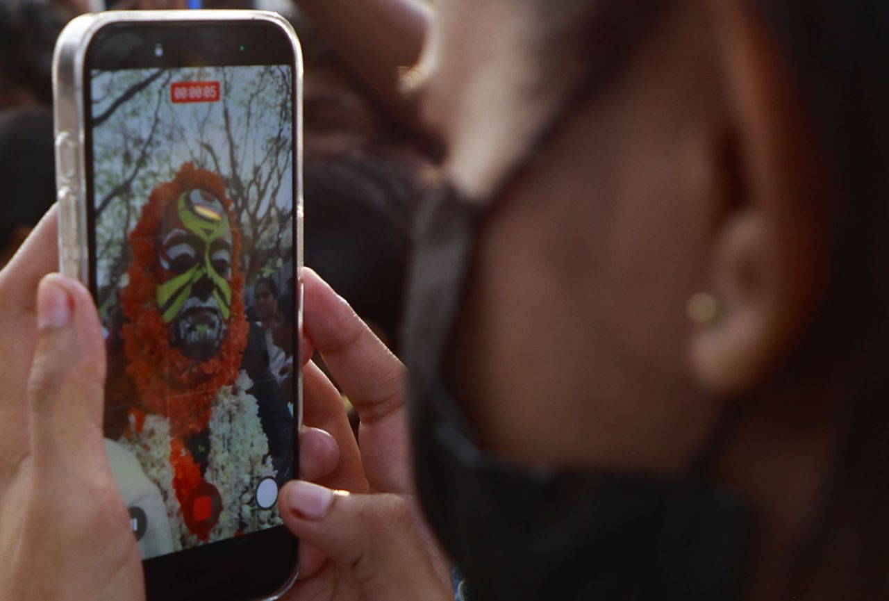 Predator sieje spustoszenie. Smartfony z iOS zagrożone