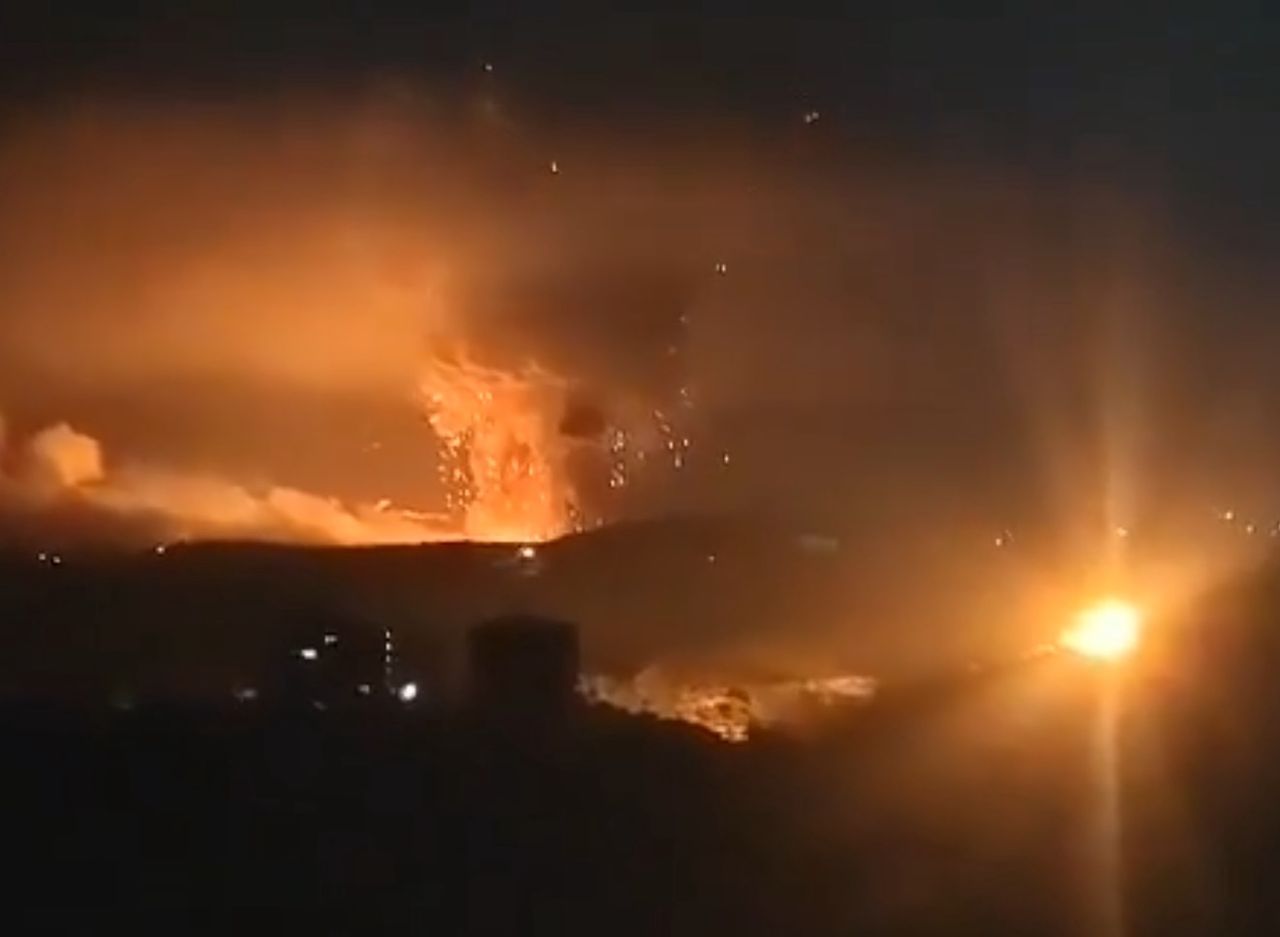 Israel launches powerful assault on Syrian military bases