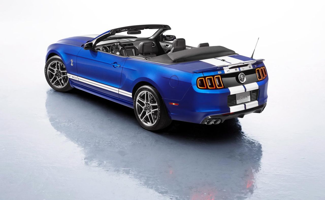 2013 Ford Shelby GT500 Convertible nadjechał [Chicago 2012 - aktualizacja]