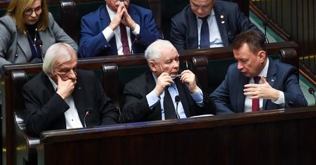 PiS bez szans na trzecią kadencję? Mamy nowy sondaż