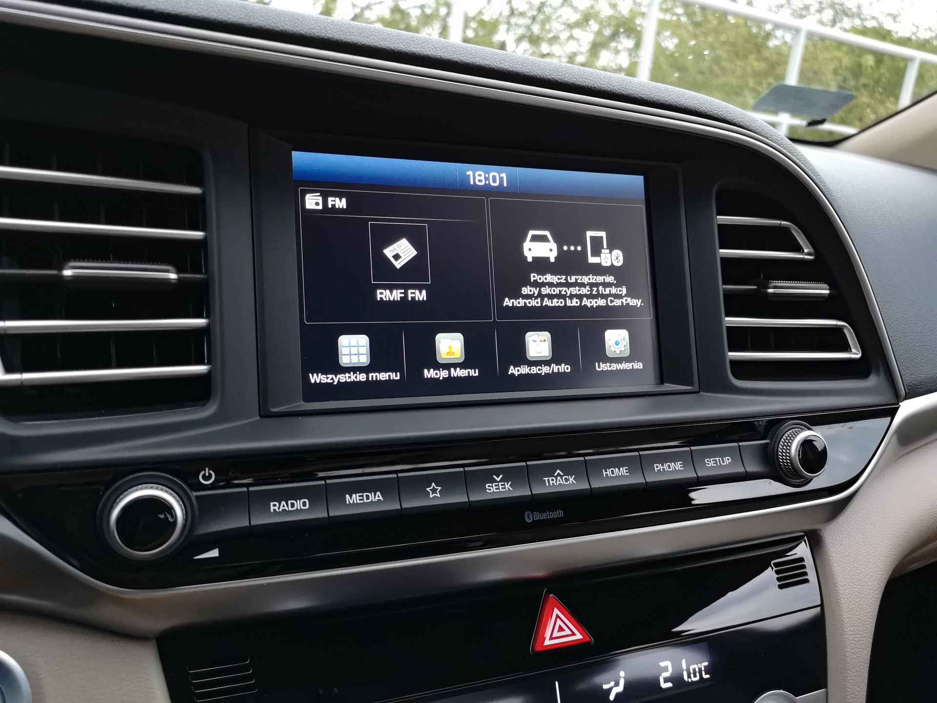 Hyundai Elantra: Hyundai SmartSense, Android Auto i kamera cofania 27