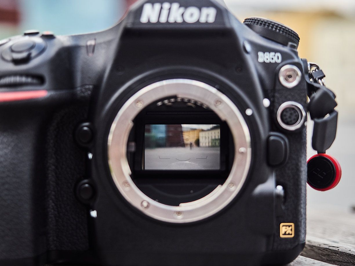 Nikon może zastąpić niektóre lustrzanki bezlusterkowcami