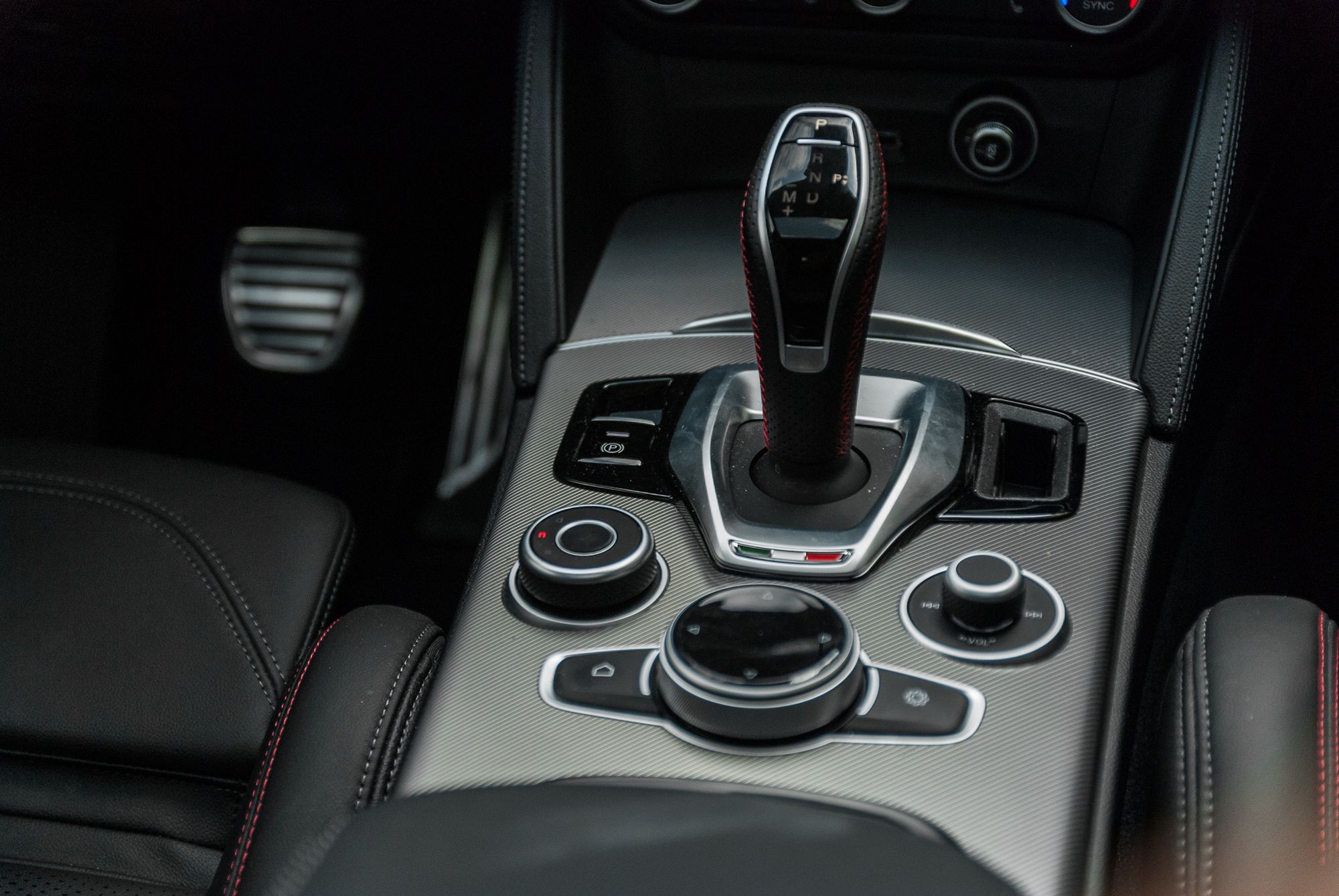 Alfa Romeo Stelvio Competizione