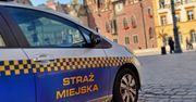 Letni sezon w Poznaniu pod lupą służb miejskich. ZDM i Straż Miejska skontrolowali ogródki gastronomiczne na Starym Mieście