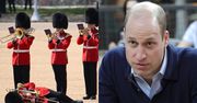 Książę William dziękuje żołnierzom po próbie do Trooping the Colour. Kilkoro ZEMDLAŁO z powodu upału