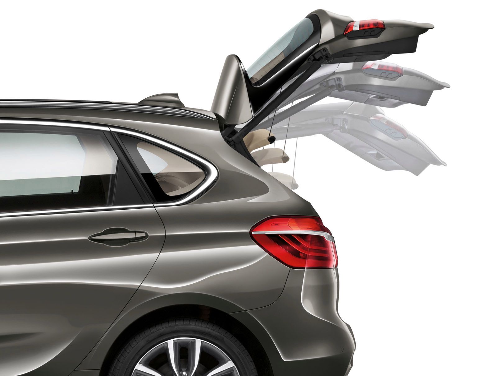 BMW przedstawiło 290 zdjęć z serią 2 Active Tourer [galeria] 42
