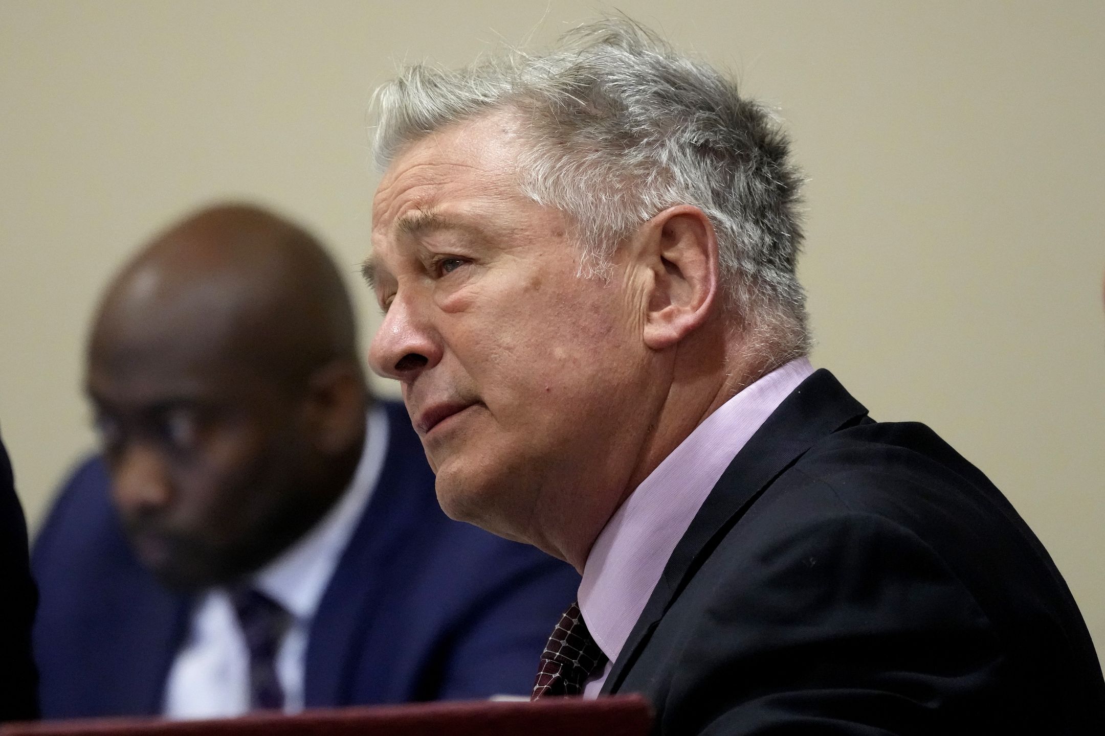 Alec Baldwin usłyszał wyrok. Aktor natychmiast zalał się łzami