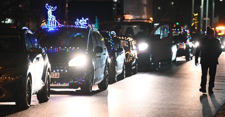Zaczęło się w pandemii, dziś zachwyca całą gminę. Tak Tarnowo Podgórne wita Nowy Rok