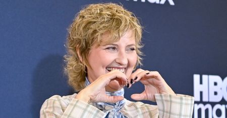 Izabela Kuna przyznała, że NIE SPRZĄTA w domu, bo "NIE LUBI i NIE UMIE". Obowiązki domowe przejmuje jej ukochany. Facet na medal?