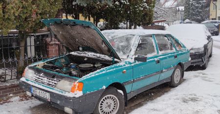 Przygotuj swoje auto na atak zimy - praktyczny poradnik