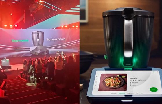 Tańce i śpiew na premierze Thermomixa. To jeszcze geniusz marketingu czy już "sekciarstwo"?