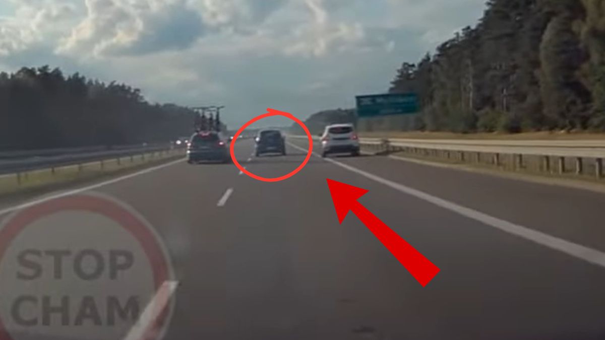 Najpierw zajeżdżał drogę innym kierowcom, w końcu spowodował kolizję i uciekł
