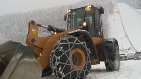Śnieg zasypał Kulm. W czwartek kwalifikacje MŚ w lotach