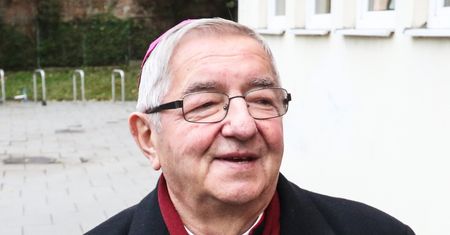 Gotowi? Lepiej usiądźcie. Oto emerytury biskupów w Polsce