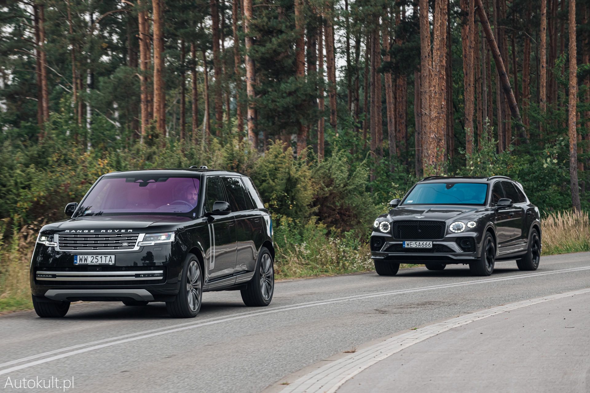 Range Rover (2022) vs Bentley Bentayga S (2022) vs Mercedes-Maybach GLS 600 (2022)