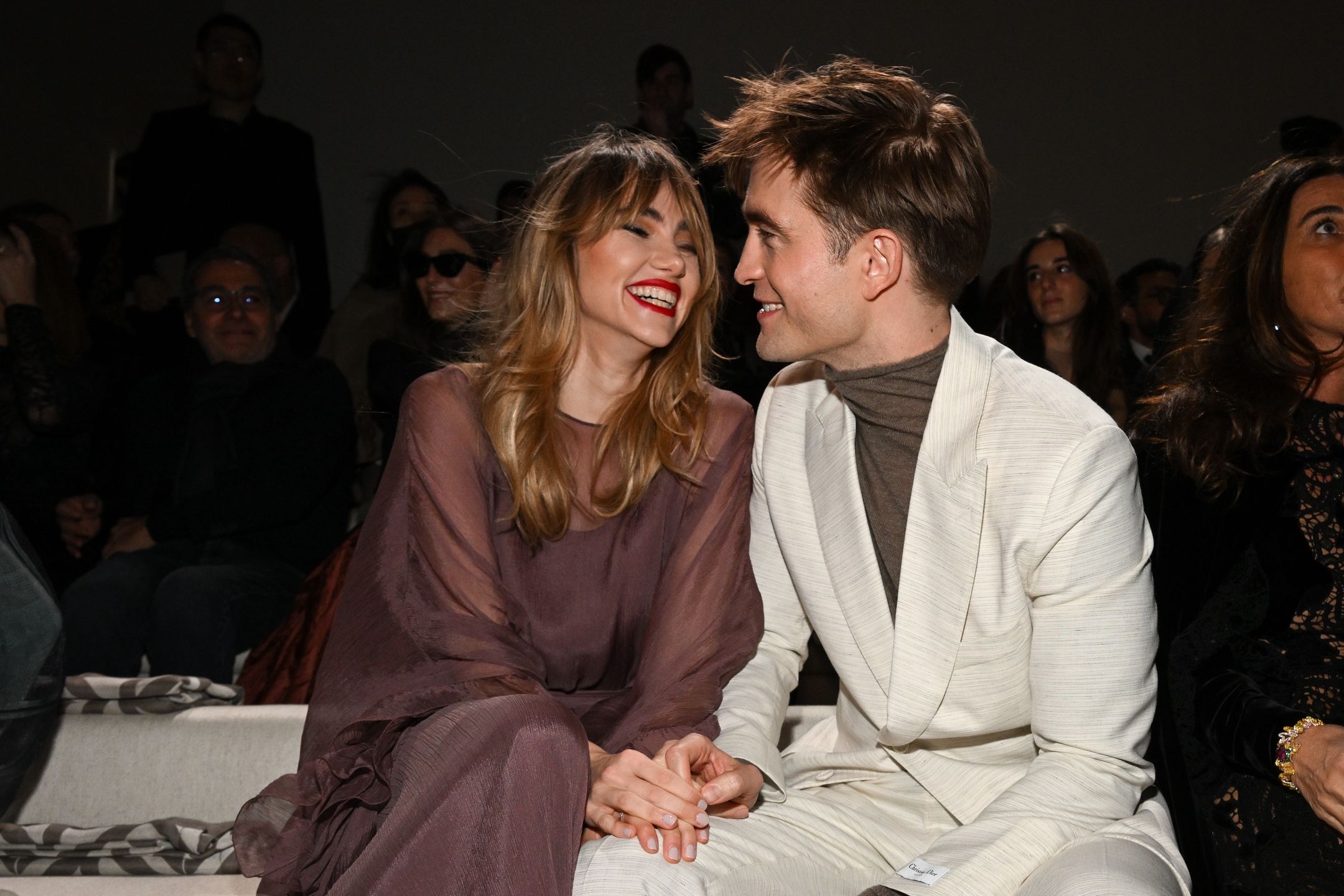 Robert Pattinson i Suki Waterhouse DEBIUTUJĄ na ściance jako para!