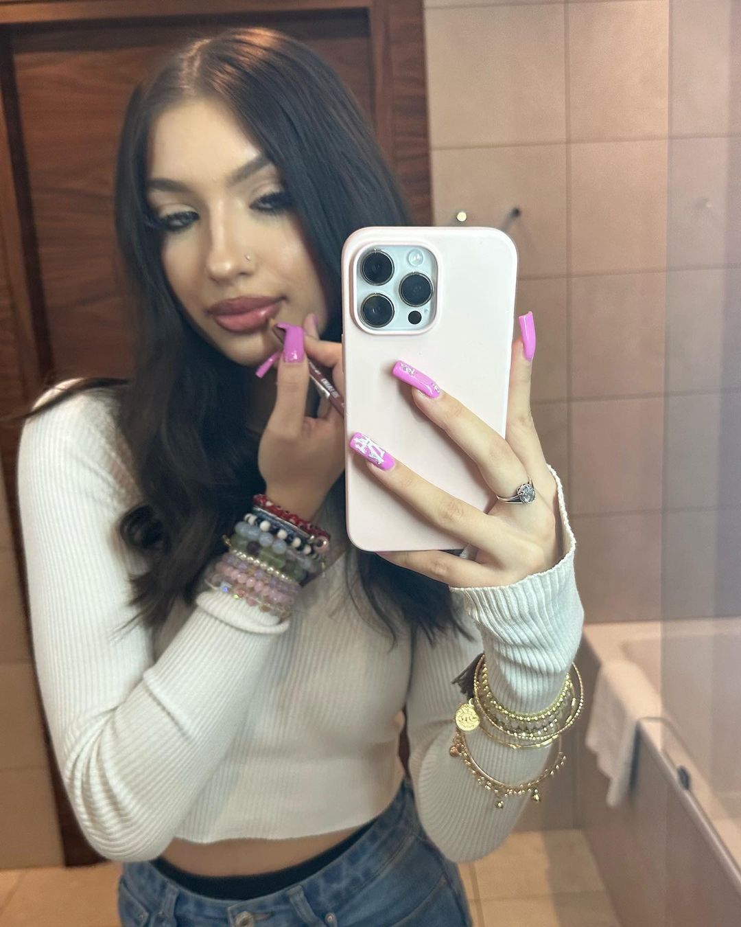 Viki Gabor