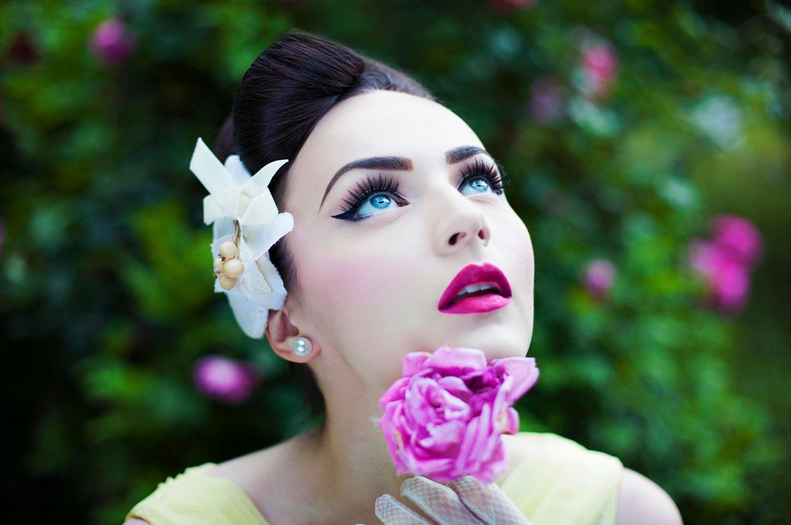 „Vintage Woman" - piękne, stylizowane portrety Mai Topcagic 9